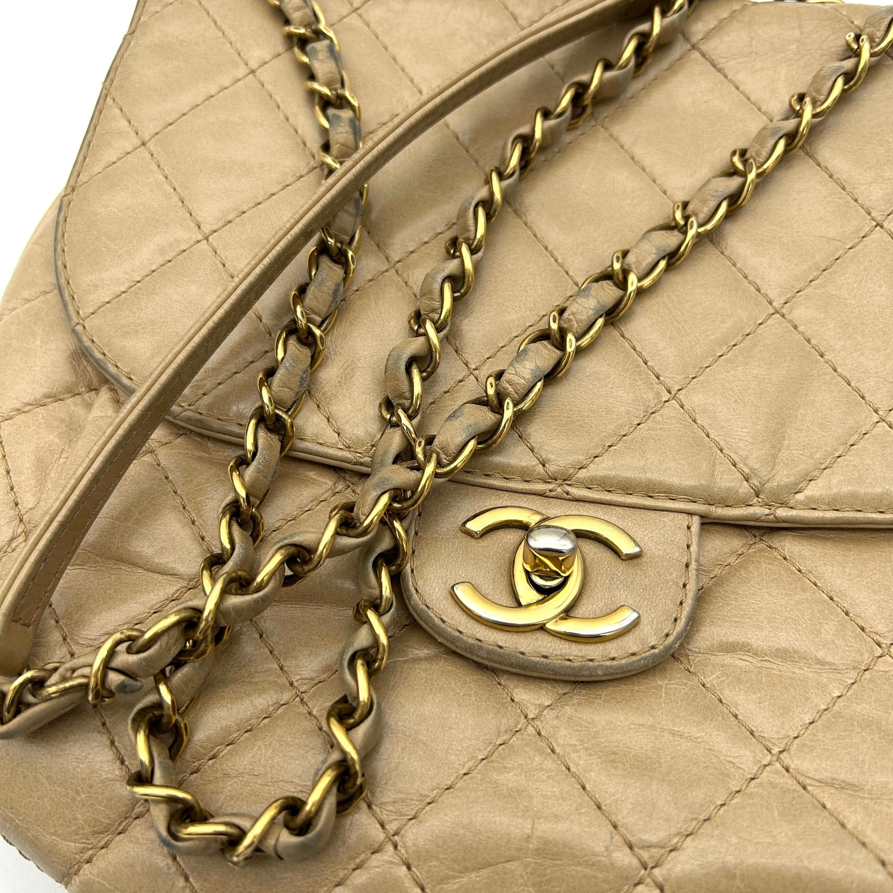 CHANEL Glazed Calfskin Quilted Bubble CC Flap Crossbody Bag  LA19636