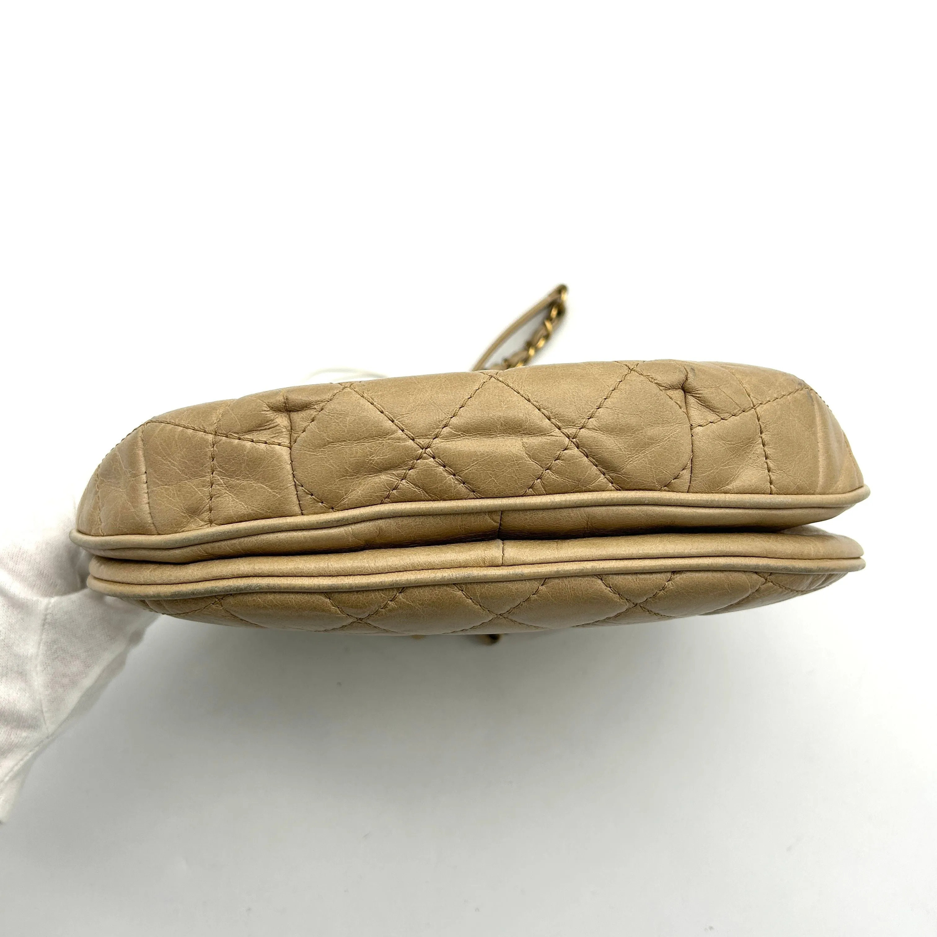 CHANEL Glazed Calfskin Quilted Bubble CC Flap Crossbody Bag  LA19636