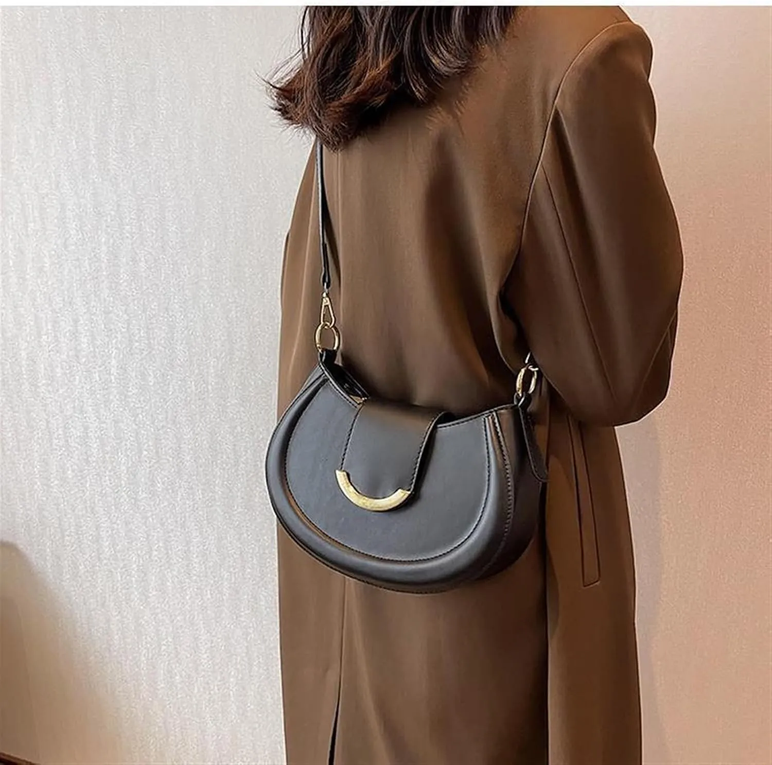 Crossbody bag, high-class sense of fashion trend women's bag shoulder armpit bag (Black)
