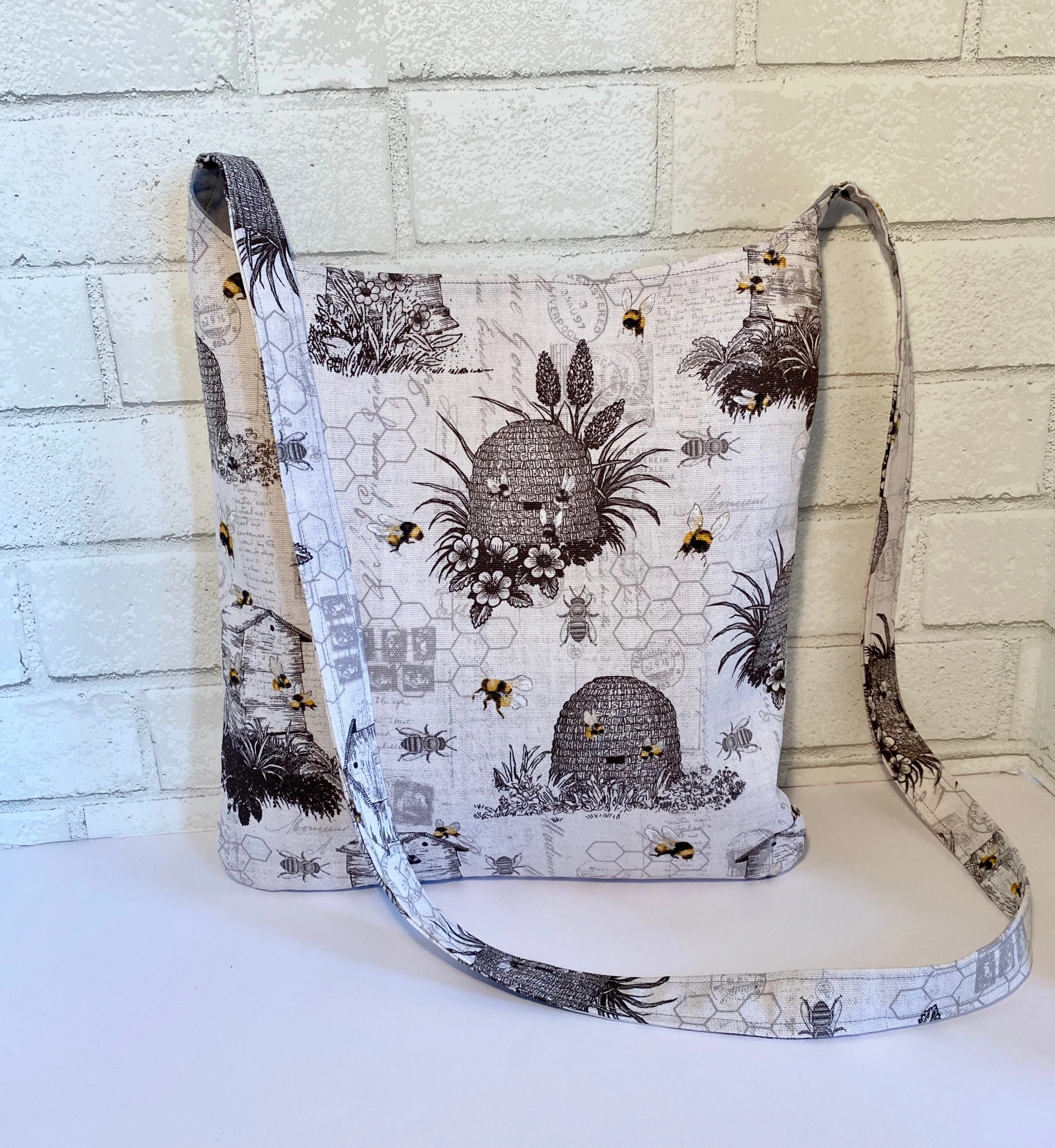 Crossbody Beehive Purse