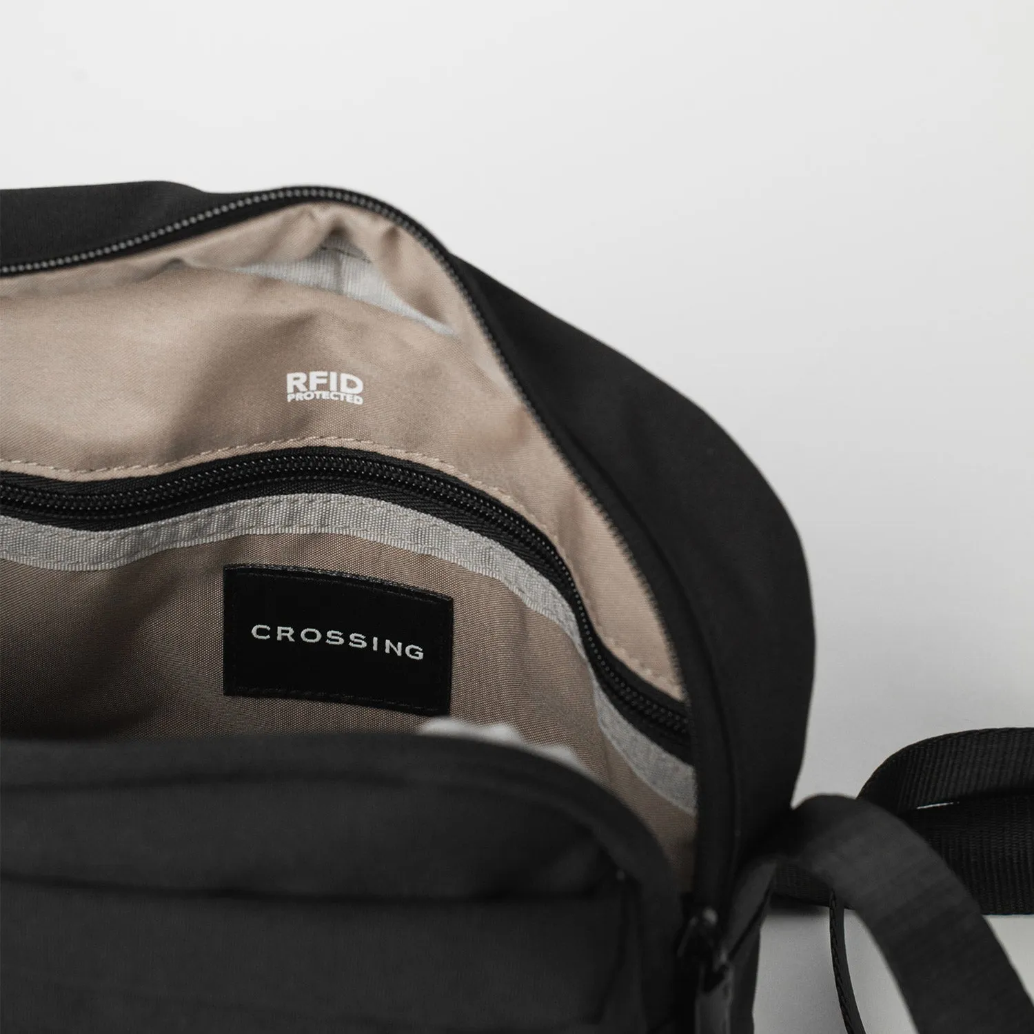 Crossing Jet Set Anti-Theft Multi-Sling with RFID - Black