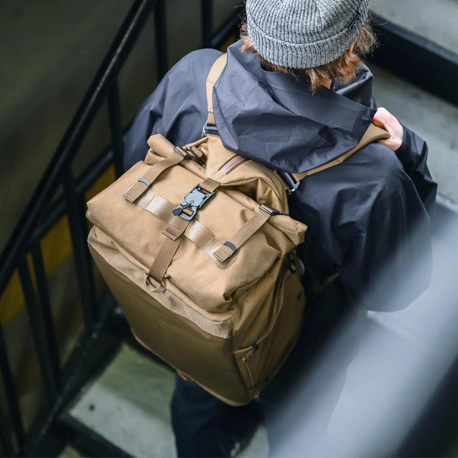 Errant Modular Duffel Bag Hymassa Tan – 35L Weekender, Travel Duffel Backpack, Waterproof, Ventilated Wet/Dry Compartment