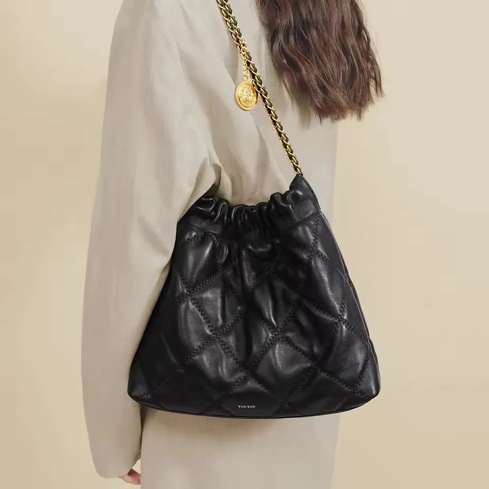 Fashionable Large Capacity Crossbody Bag