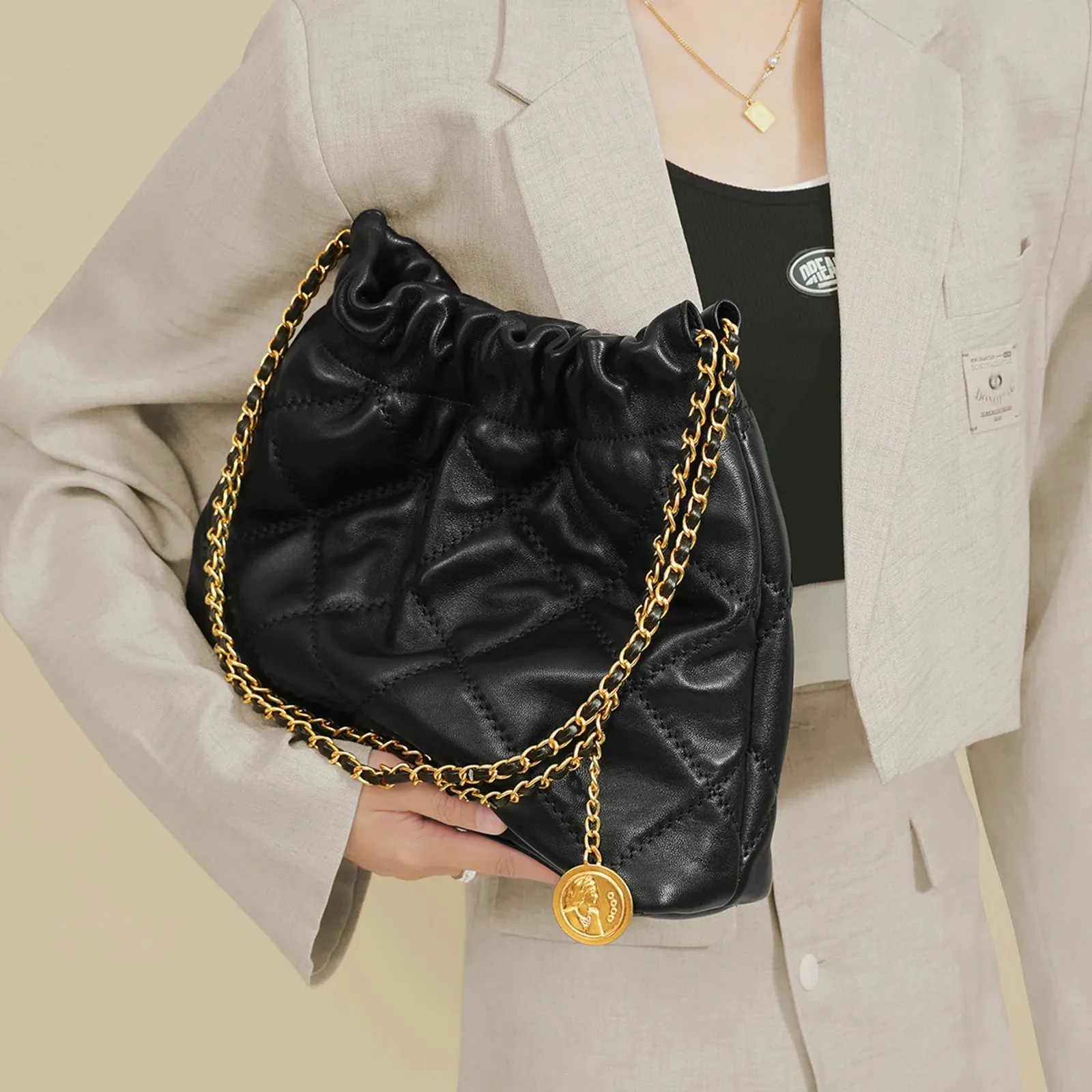 Fashionable Large Capacity Crossbody Bag