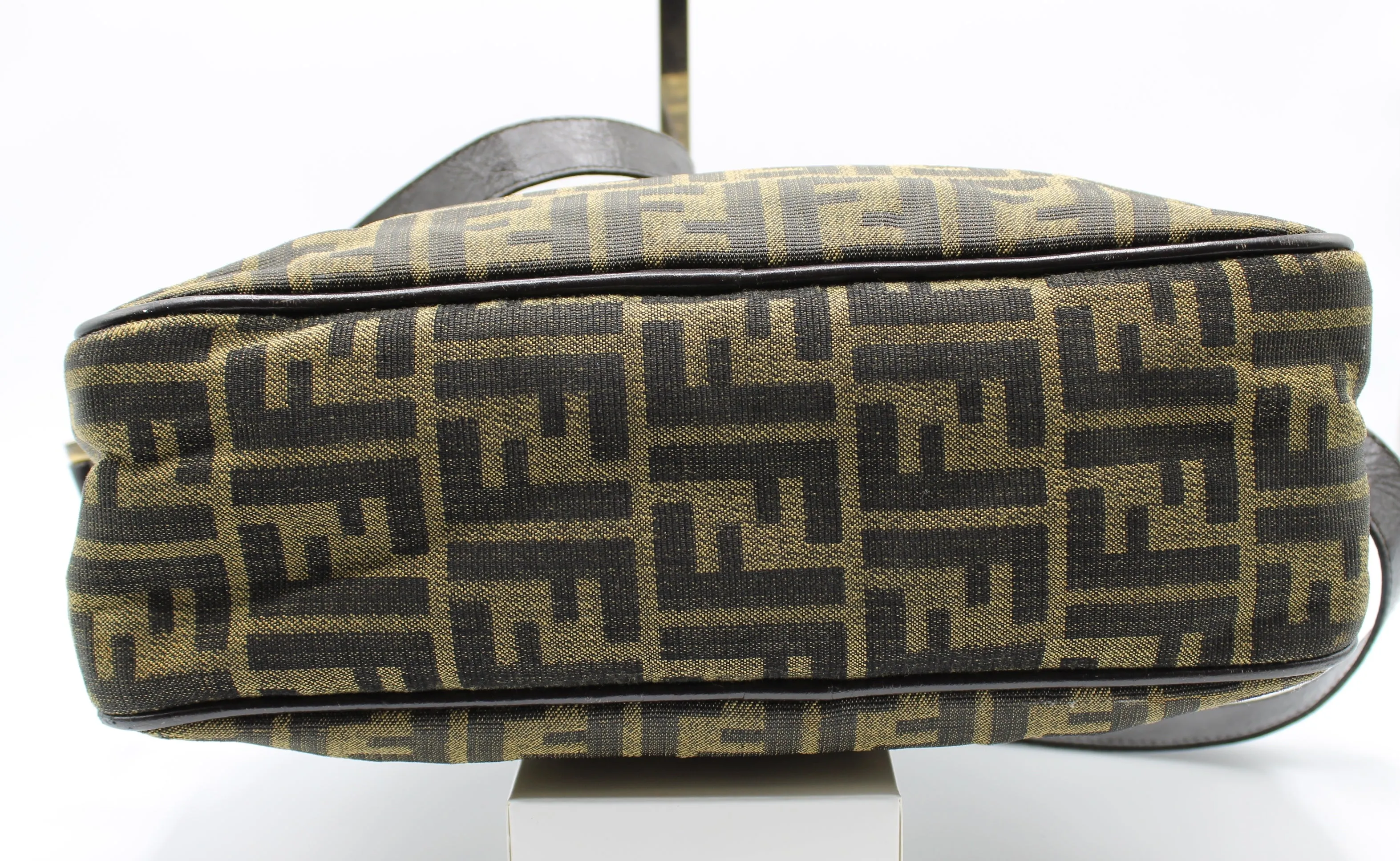 Fendi Zucca Pattern Crossbody Bag Leather Trim Front Pocket Vintage