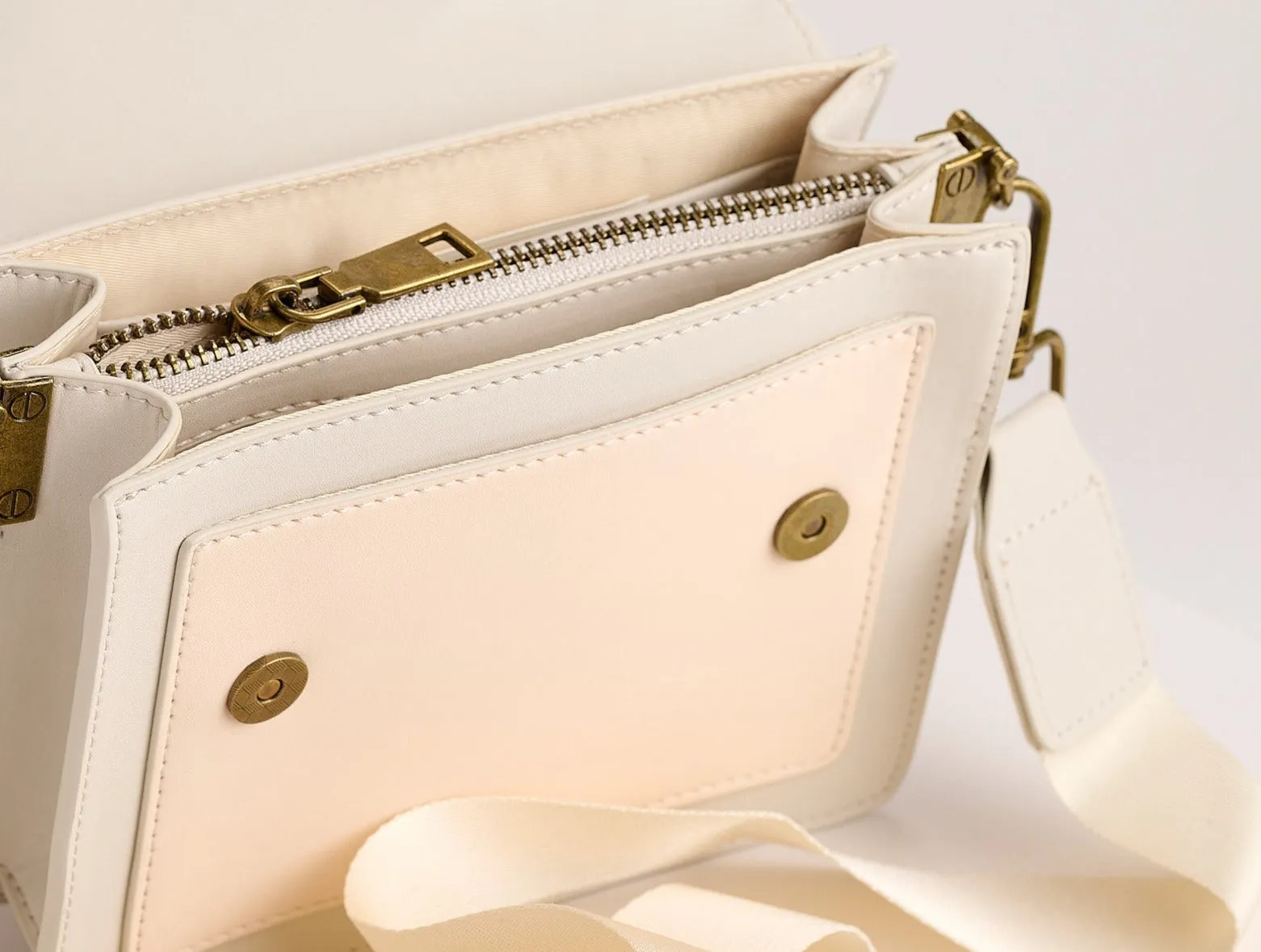 Fifi Cream Crossbody Bag