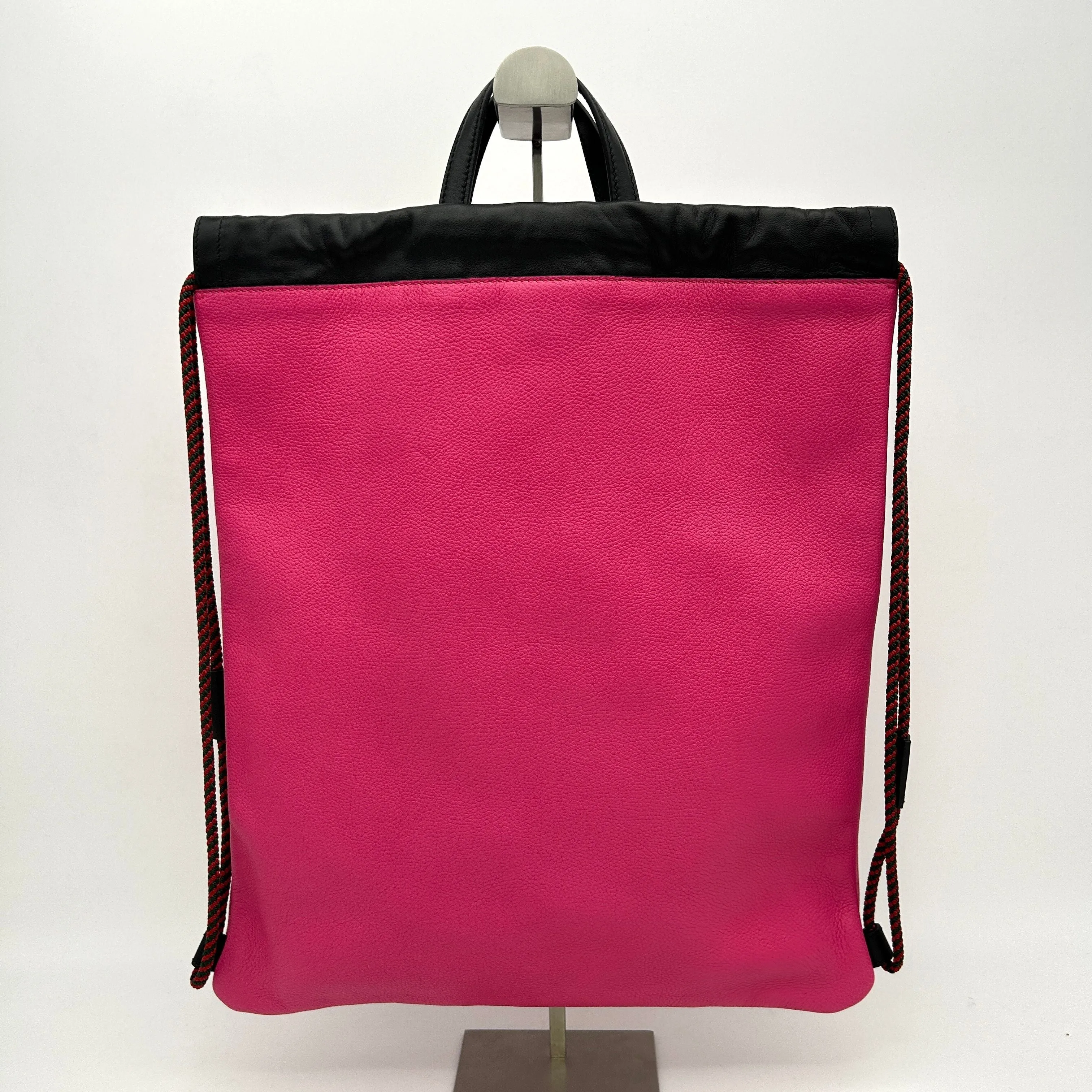 GUCCI Grained Calfskin Logo Drawstring Backpack Box Pink Green Black LA33768