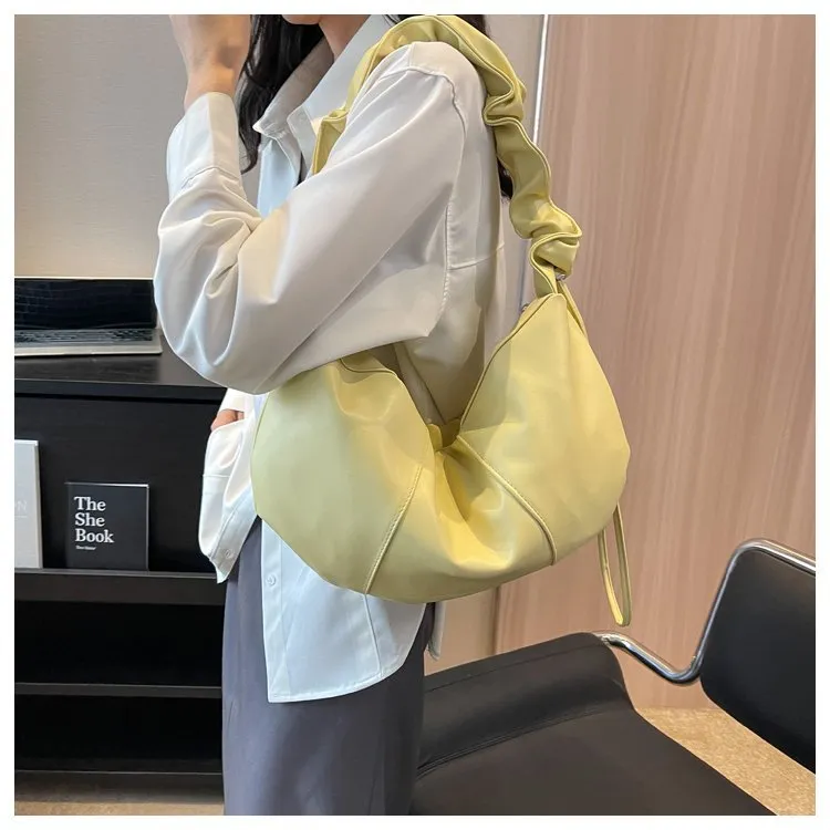 Large Capacity Crossbody Bag Fashionable Shoulder Dumpling Bag