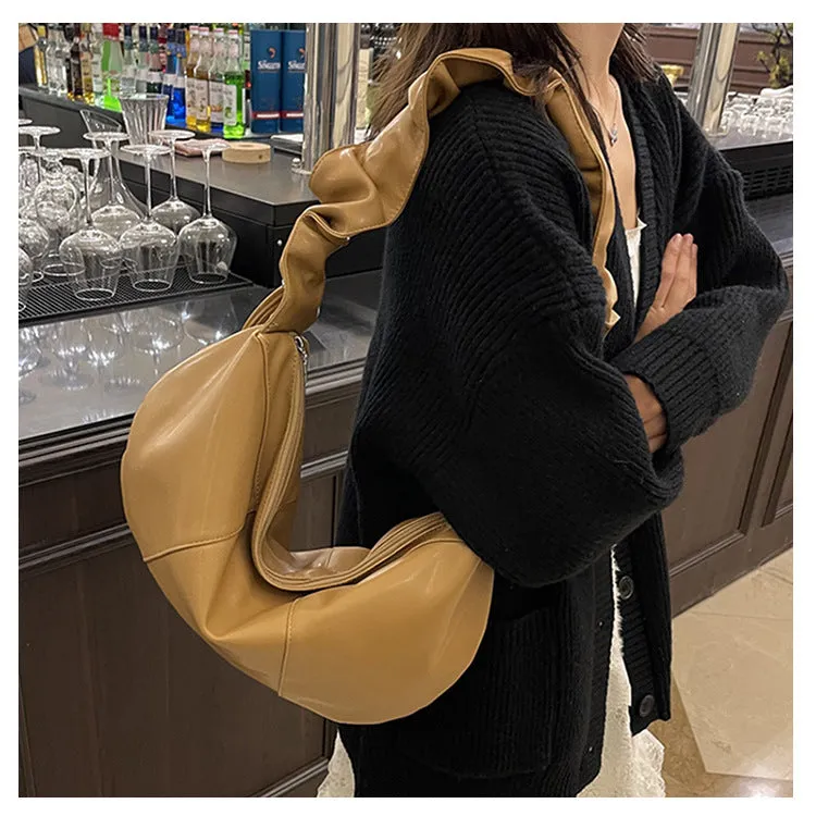 Large Capacity Crossbody Bag Fashionable Shoulder Dumpling Bag