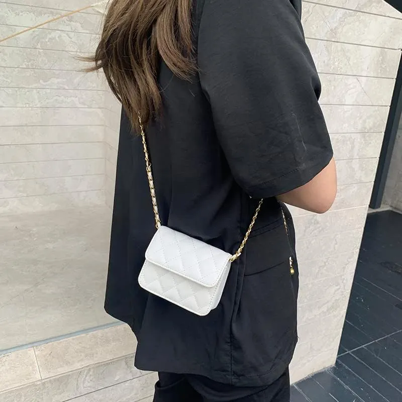 Mini Belt Bag Waist Bag for Women Fashionable Small Waist Bag Belt Bags for Women Trendy Y2k Accessories (White,Small)