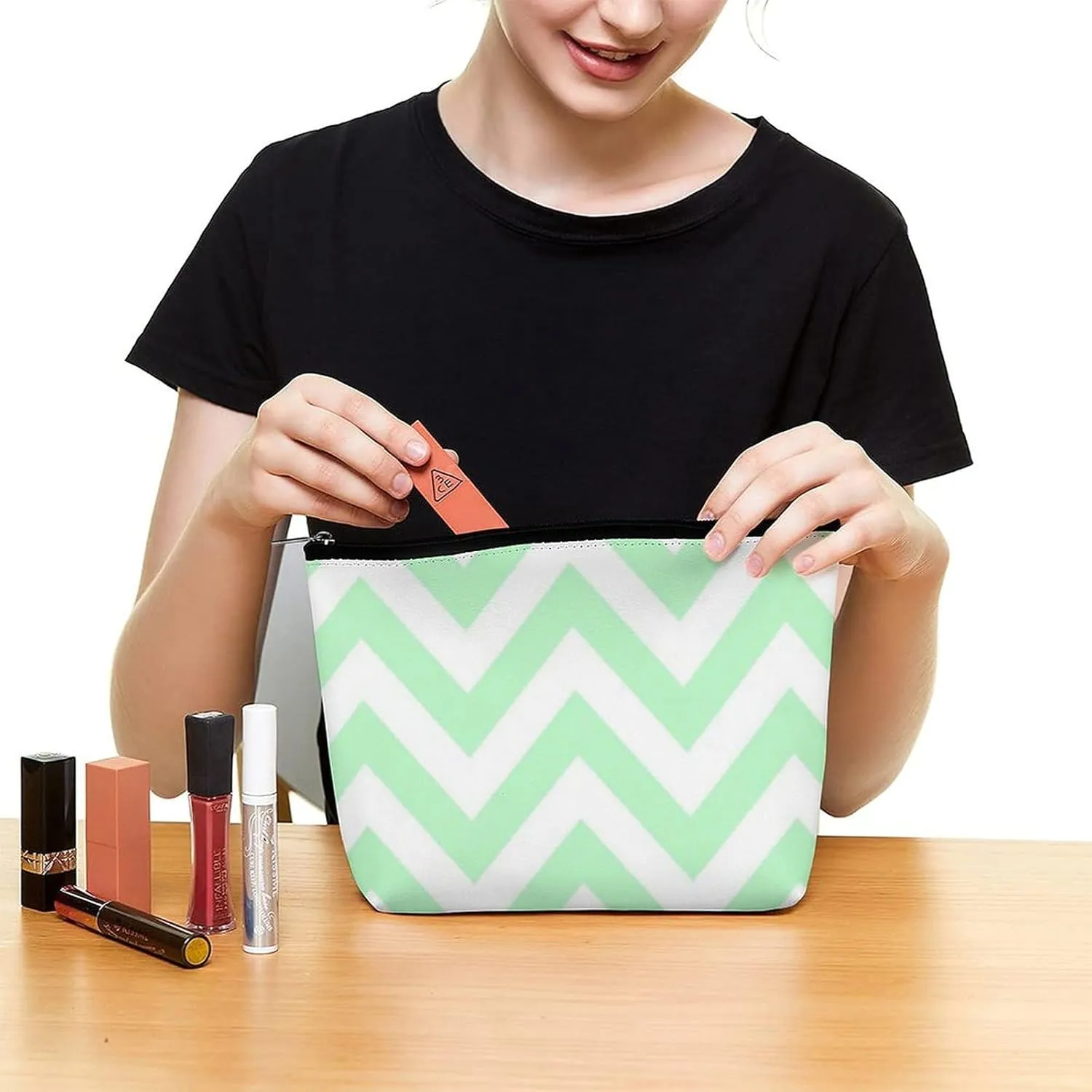 Mint White Large Chevron Zigzag Pattern Cosmetic Bag, Travel Portable Makeup Bag for Purse Pouch Beauty Zipper Organizer Toiletry Bag for Women