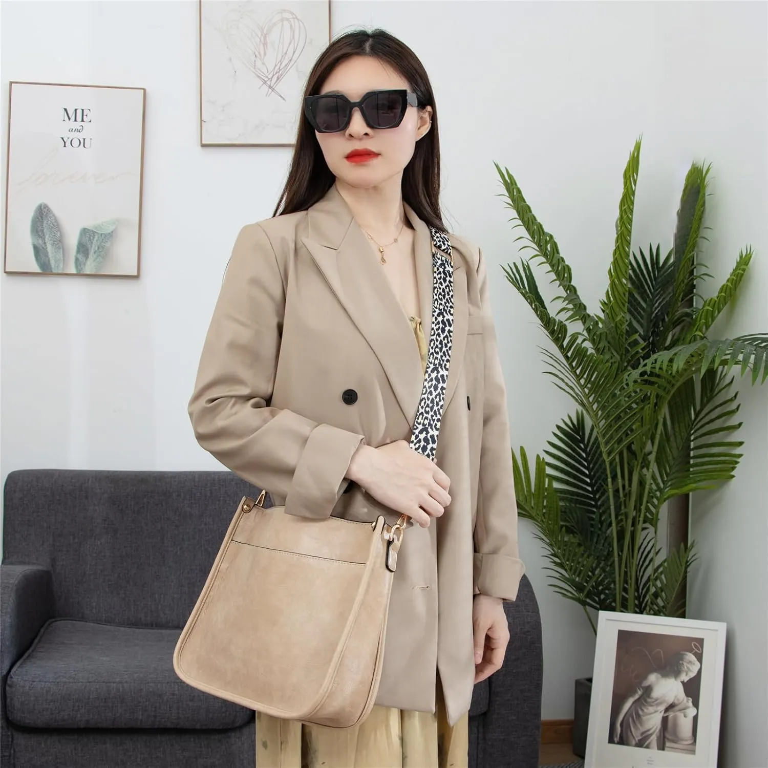 Ovida Vegan Leather Crossbody Bags for Women Hobo Purse Designer Shoulder Handbags With Guitar Strap Bucket Satchel Tote Bag