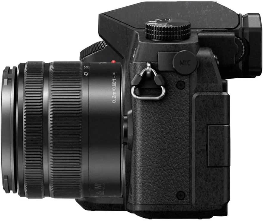Panasonic LUMIX G7 4K Digital Camera, with LUMIX G VARIO 14-42mm Mega O.I.S. Lens, 16 Megapixel Mirrorless Camera, 3-Inch LCD, DMC-G7KK (Black)