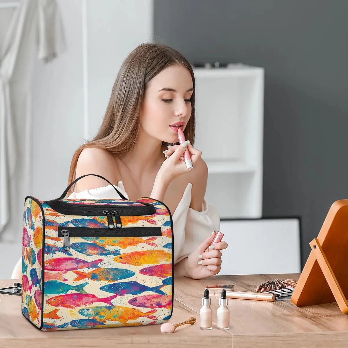 Portable Makeup Bag Cosmetic Bags for Women Fishes Print Cute Waterproof Hanging Toiletry Bag Organizer cosmetics Bags