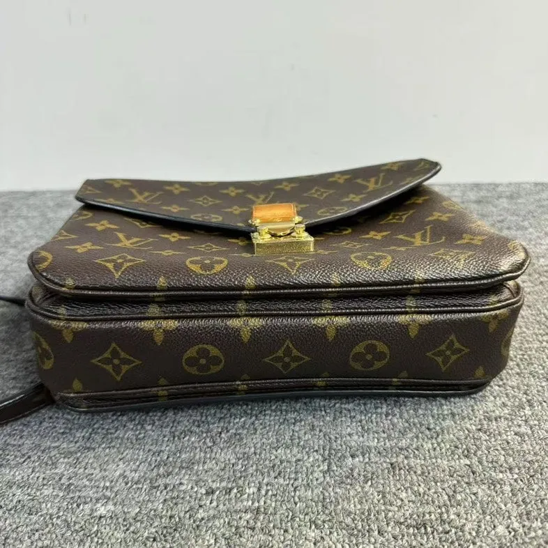 Preloved LV Louis Vuitton Monogram Metis Crossbody Bag in Brown