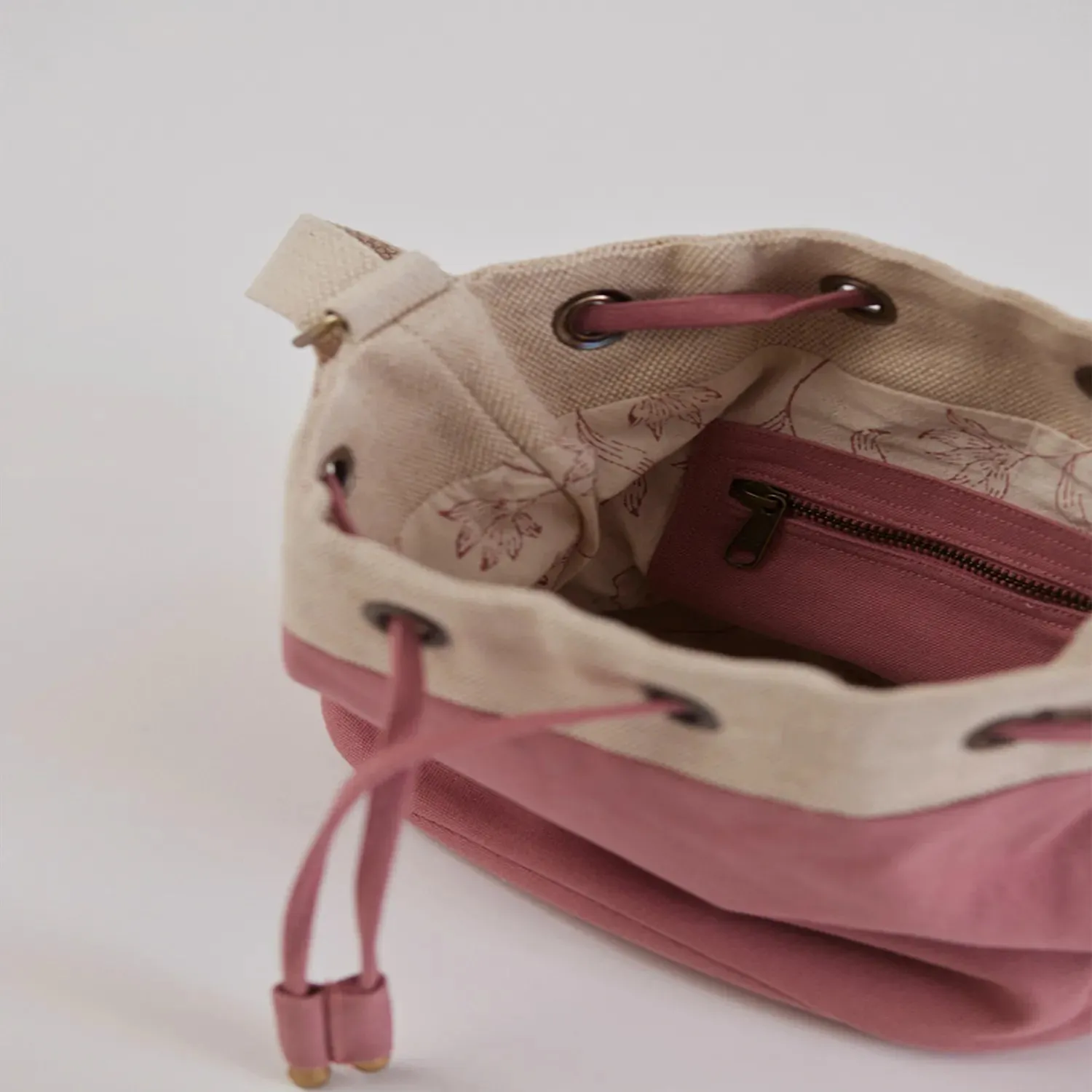 Ria Bucket Bag