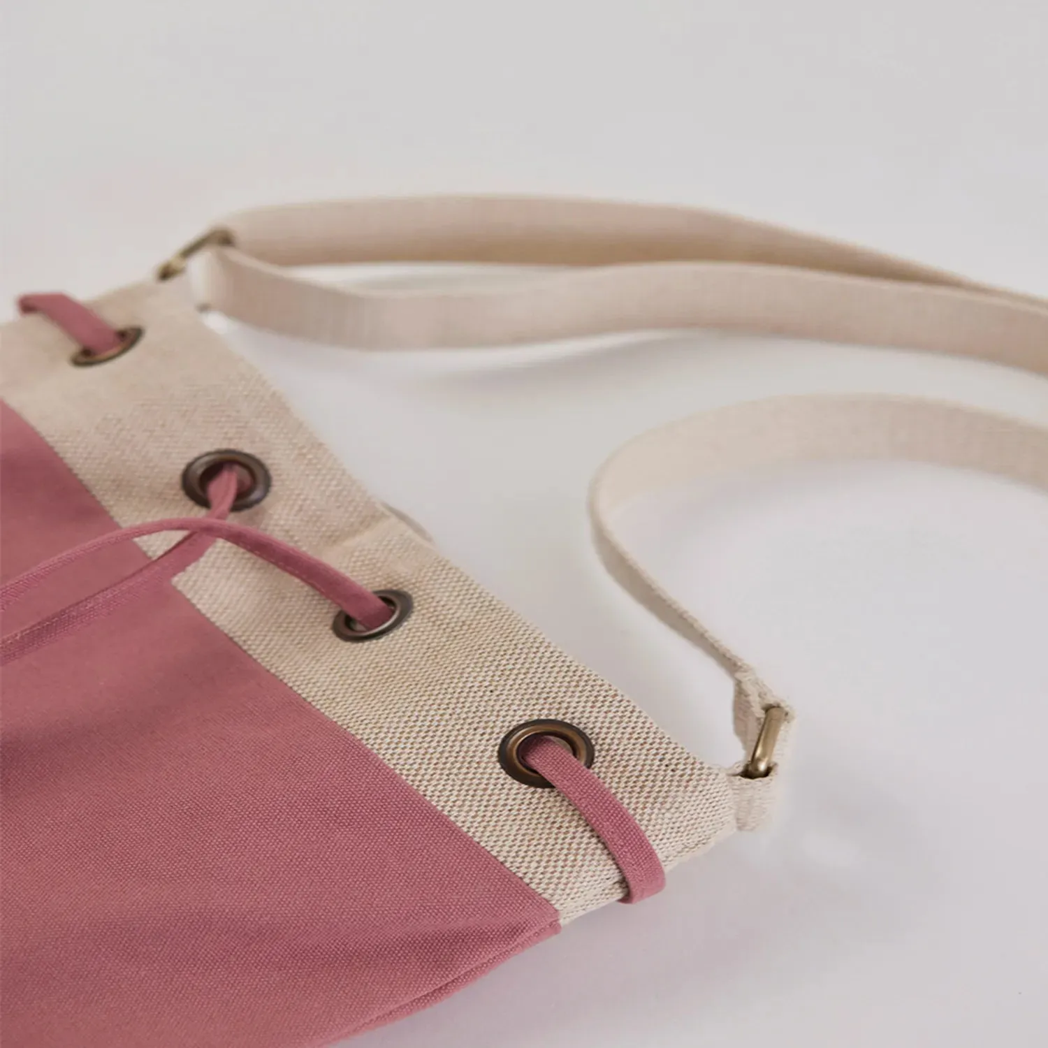 Ria Bucket Bag