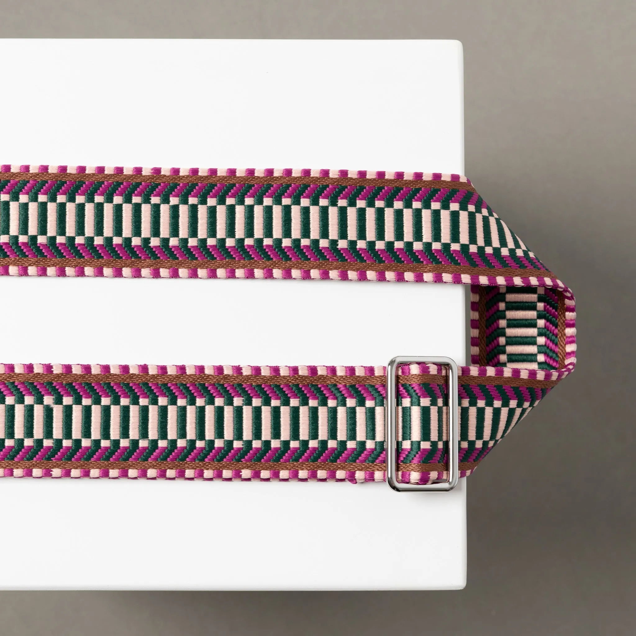 strap ethno multi magenta - black