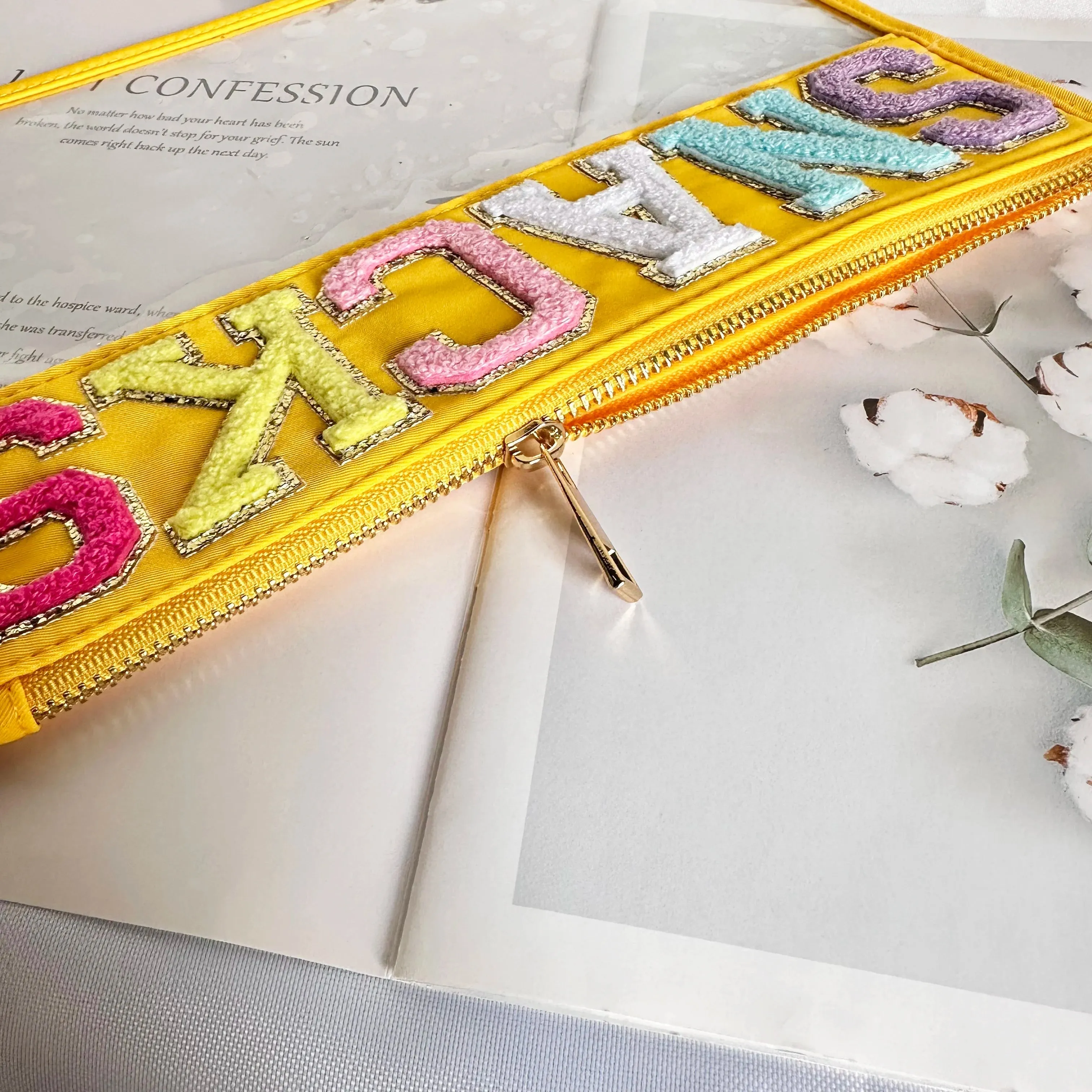 Transparent PVC waterproof travel cosmetic bag with embroidery