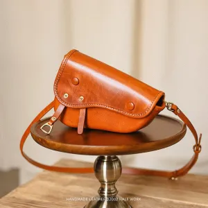 Vegetable-Tanned Leather Saddlebag