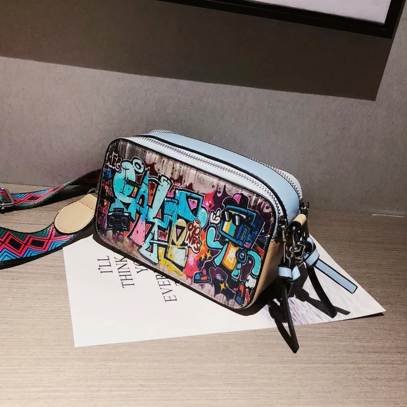 Women's Iti Fashionable Printed Wide Strap Crossbody Bags