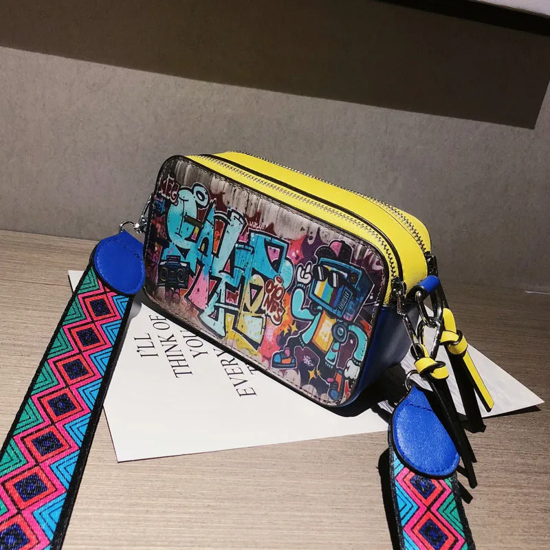 Women's Iti Fashionable Printed Wide Strap Crossbody Bags