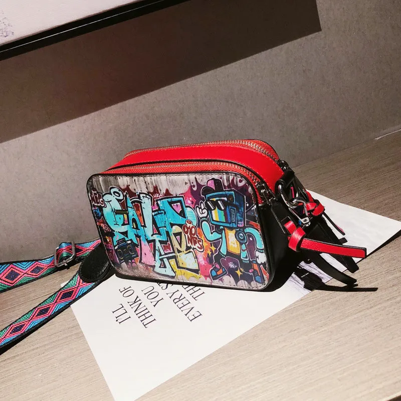 Women's Iti Fashionable Printed Wide Strap Crossbody Bags