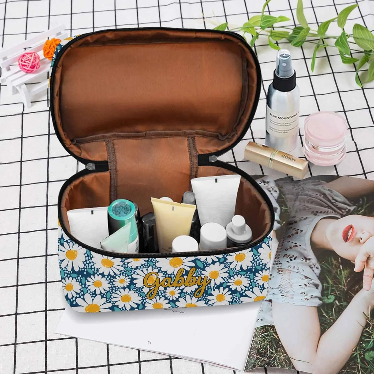 YESCUSTOM Personalized Makeup Bag Large Travel Cosmetic Bags for Girls Women Kids, Blue Daisy Waterproof Make up Organizer Case Toiletry Bag